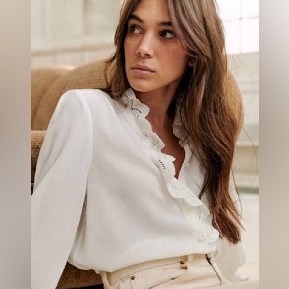 NWT Sezane Ecru Chloe Silk shirt from 2020 - Picture 2 of 7